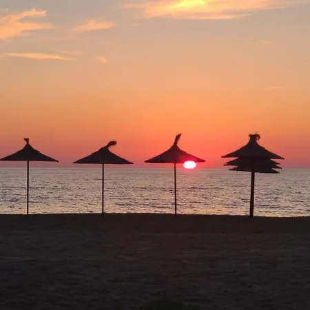 Perla 2- Seaview & Appartamento Golem (Tirana)